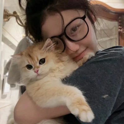 隔壁的吸血鬼美眉